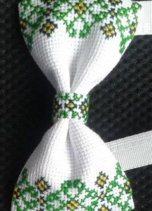 Краватка-метелик з вишивкою, 12смх 6см