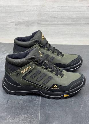 Мужские ботинки качественный материал удобны в носке теплые зимние красиво выглядят