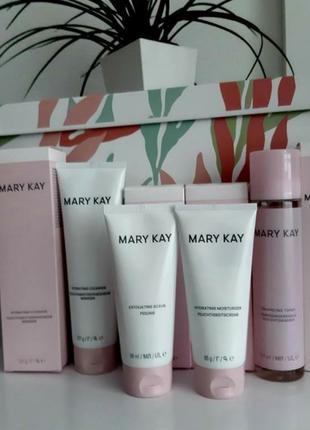 Набір засобів mary kay для догляду за шкірою