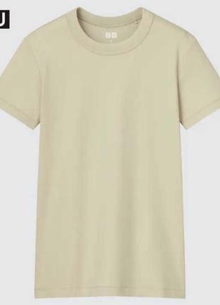 Футболка uniqlo