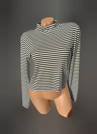 Тонкий гольф в смужку