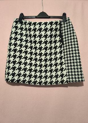 Юбка на запах "гусиные лапки" черно белая m&s collection