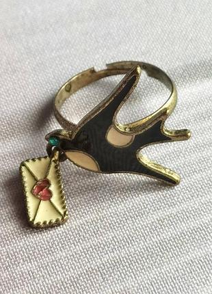 Кільце посланець любові