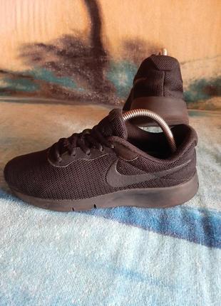 Кроссовки nike tanjun оригинал
