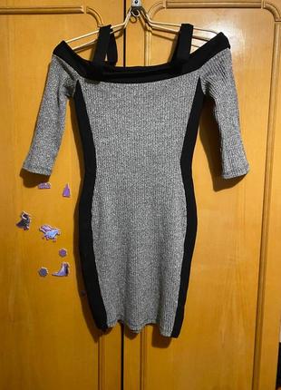 Платье в рубчик от select