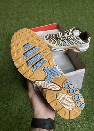 Nike 2