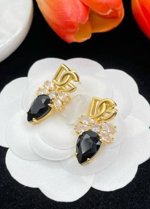 Серьги с черным камнем