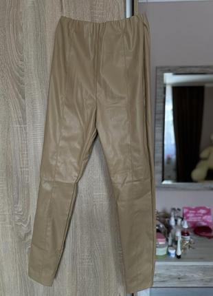 Кожаные брюки in the style