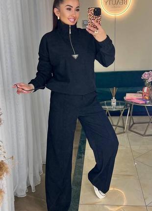 Костюм вельветовый