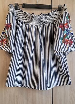 Блузка опущенные плечи,размер l/40,210 грн