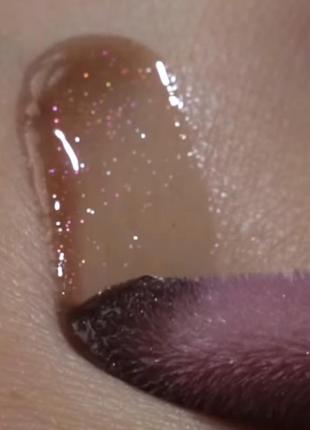 Lamel dazzle glow блеск для губ