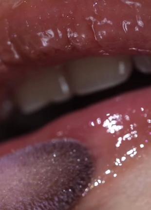 Lamel dazzle glow блеск для губ