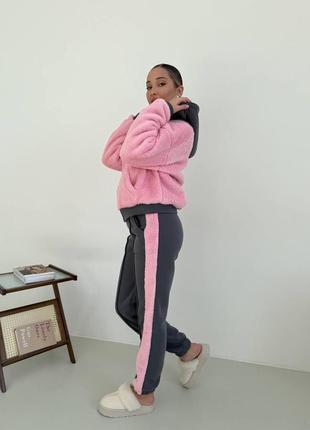 Теплый спортивный костюм розовый махровый костюм
