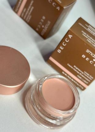 Becca консилер для кожи вокруг глаз under eye brightening corrector