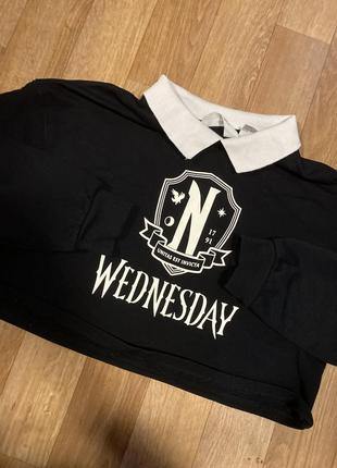 Світер з воротником