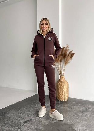 Костюм спортивний