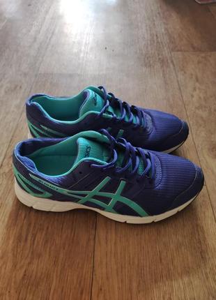 Кроссовки asics