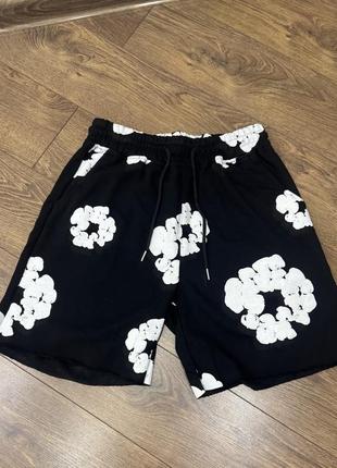Шорти