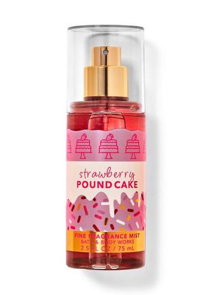 Парфюмированный спрей для тела bath and body works strawberry pound cake