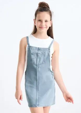 Комплект для девочки белый топ и джинсовый сарафан