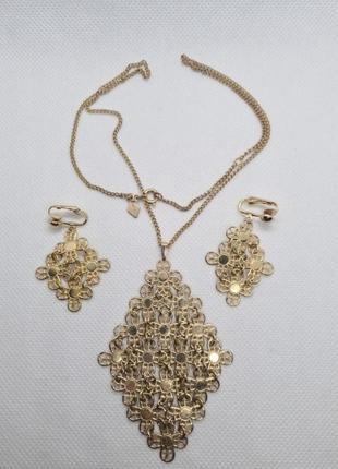 Комплект от sarah coventry, 1971 колье и клипсы