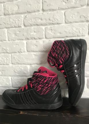 Шкіряні кросівки адідас високі черевики шкіряні кросівки adidas2 фото