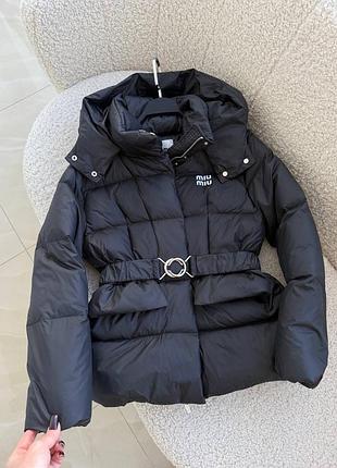 Брендовая зимняя куртка пуховик с капюшоном