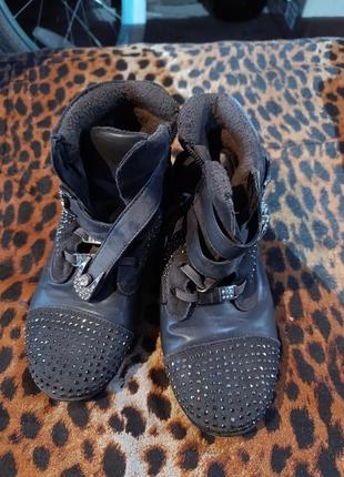 Ботинки для девочки