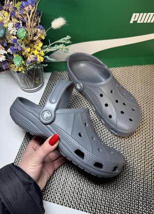 Оригинальные шлепанцы crocs