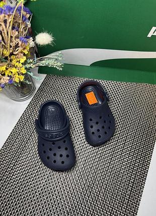 Оригинальные шлепанцы crocs