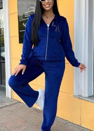Велюровий спортивний костюм