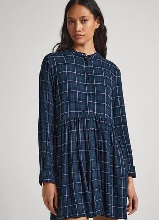Брендовое платье-рубашка в клеточку "pepe jeans" свободного кроя. размер s.