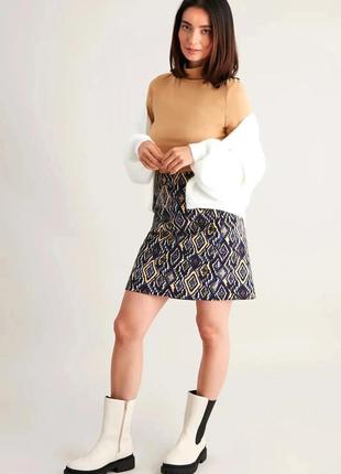 Брендовая юбка "tu" из микровельвета с геометрическим принтом. размер uk14.3 фото