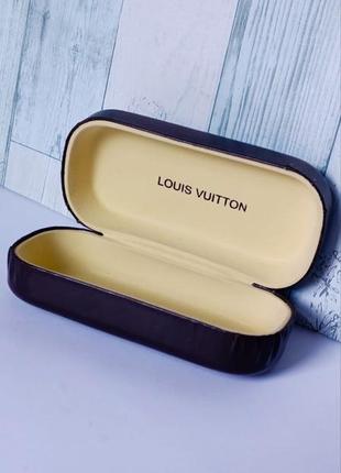Louis vuitton кожаный футляр, чехол  для солнцезащитных очков.