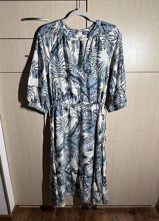 Плаття жіноче