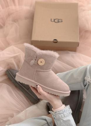 Зимние женские угги ugg бежевые (уггі)1 фото