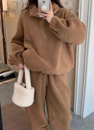 Теплый костюм teddy
