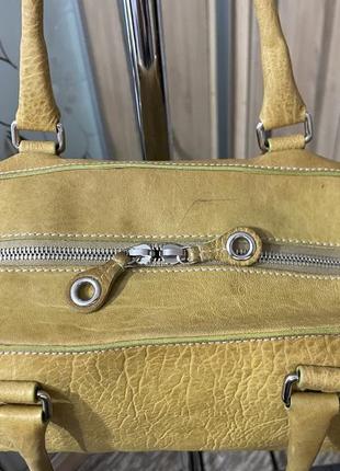 Оригинальная кожаная сумка car shoe в prada group