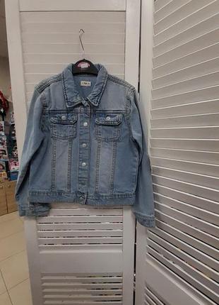 Джинсова куртка