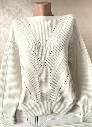 Білий вовняний светр оверсайз