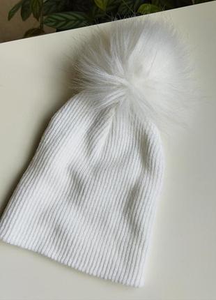 Детская красивая шапочка