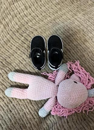 Кроссовки детские nike