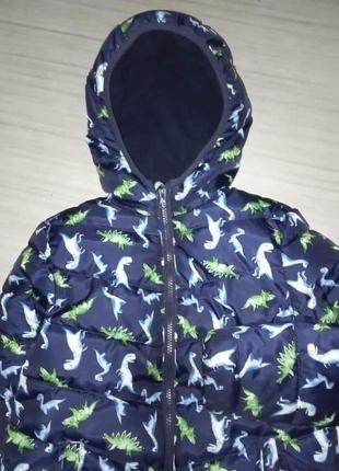 Тепла куртка в динозаври