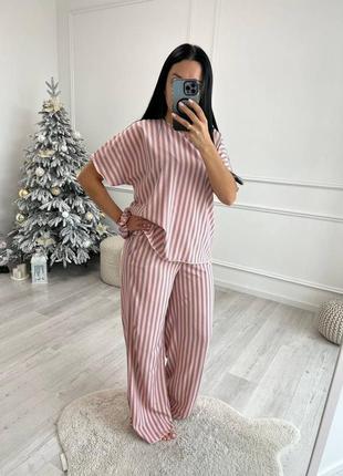 Піжама.  домашній комплект. (uk)