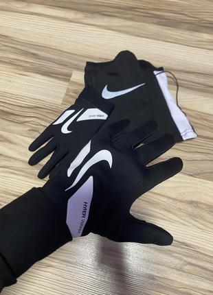 Комплект зимней варежки nike и снуд nike + подарок!!