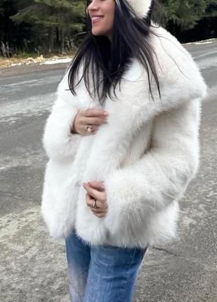 Zara белая шубка