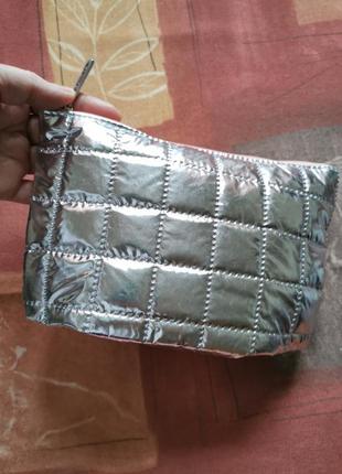 Косметичка clinique, нова.