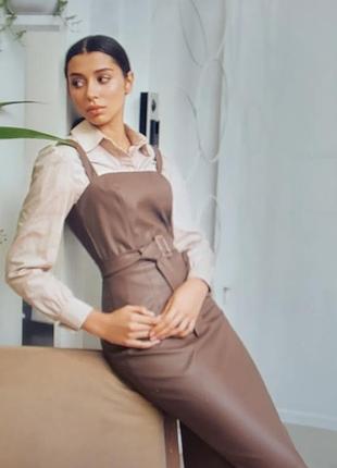 Облегающий сарафан из экокожи gepur