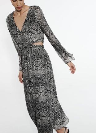 Платье zara платье