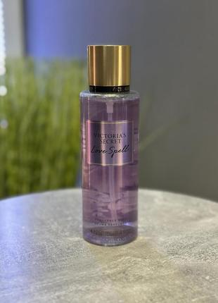 Парфумований спрей victoria's secret love spell